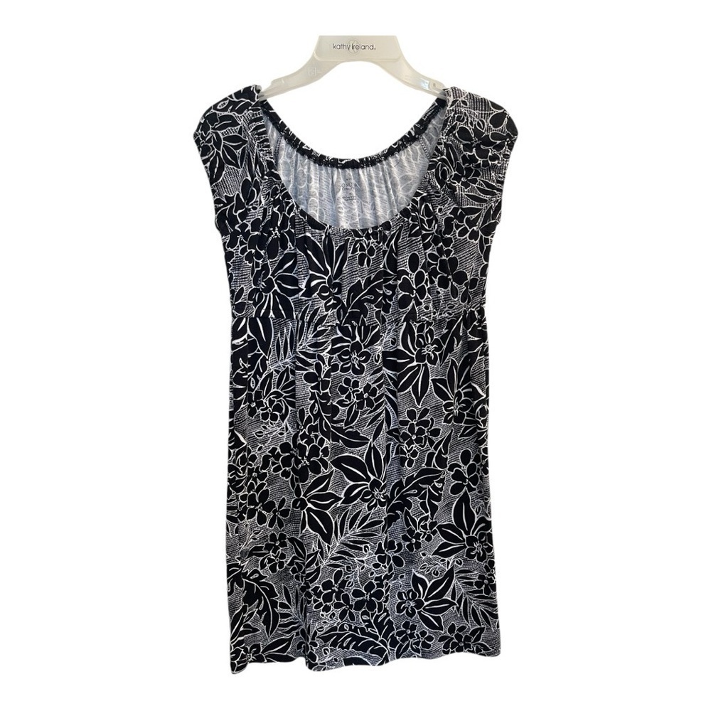 Petite Sonoma dress size petite small .